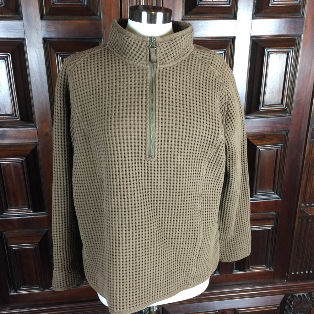 Cabelas woman’s waffle pattern cotton pullover